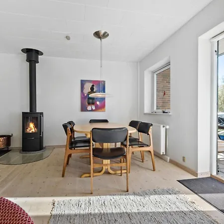 3 Bedroom Cozy In * Rørvig